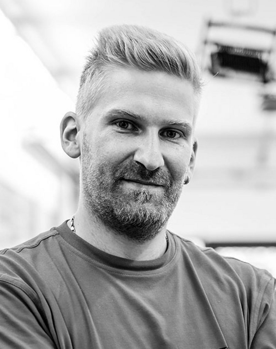 Stefan Davare
